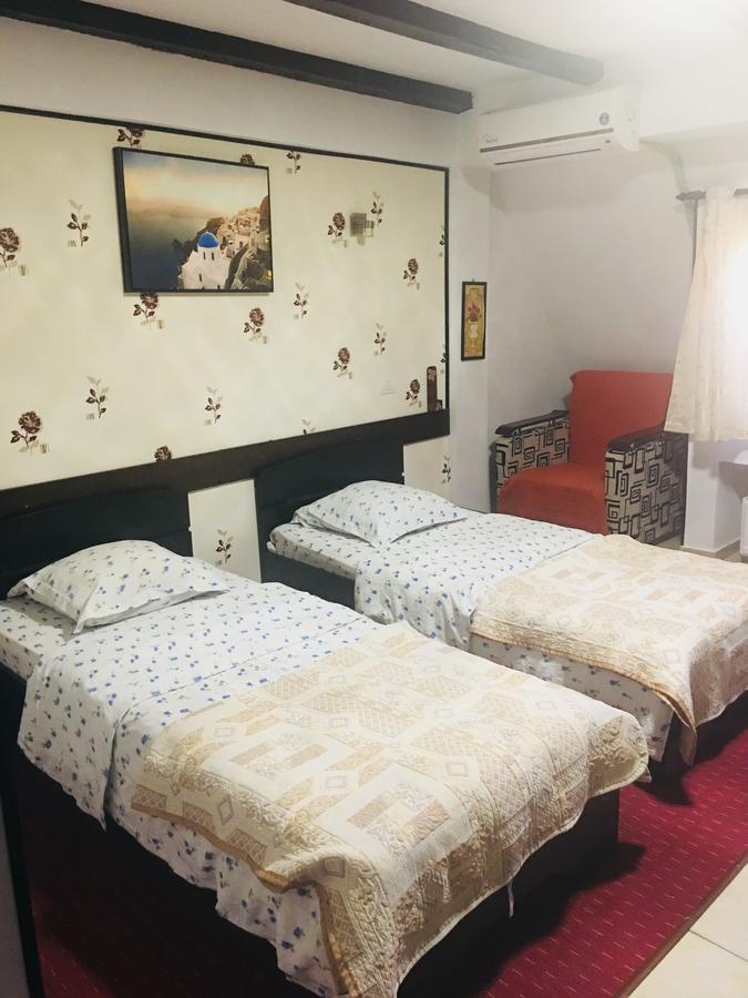 Hotel Taco Бухарест Екстер'єр фото