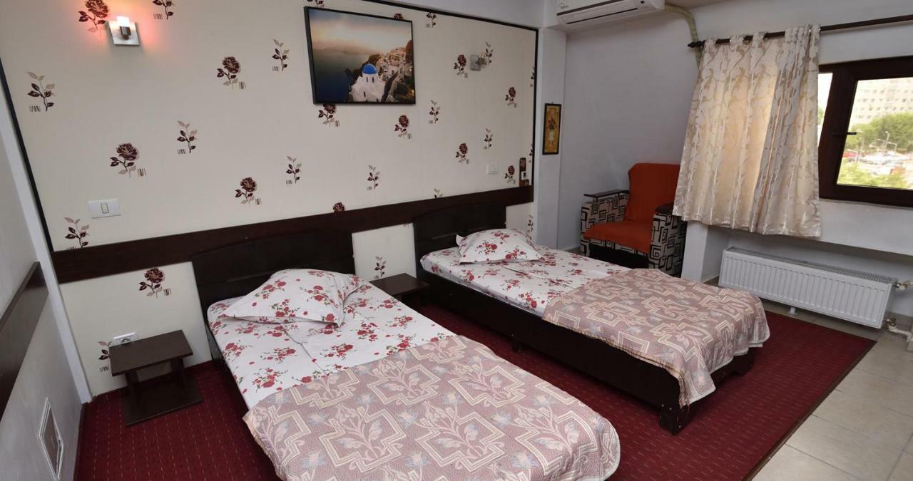 Hotel Taco Бухарест Екстер'єр фото