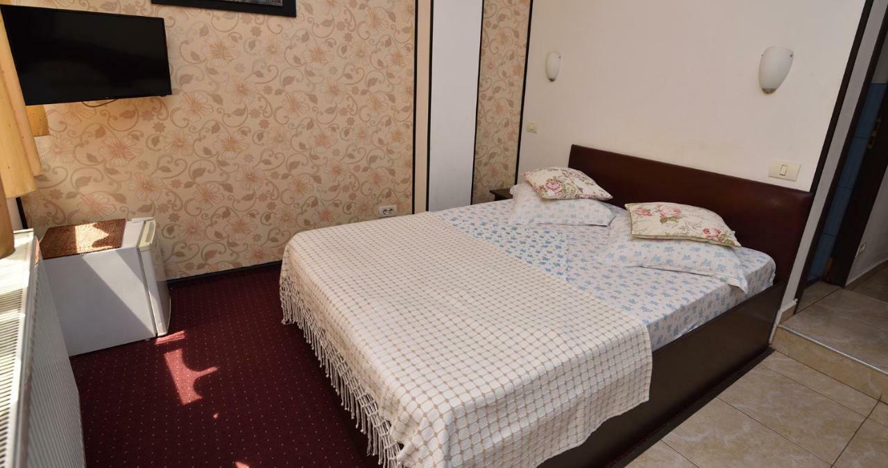 Hotel Taco Бухарест Екстер'єр фото