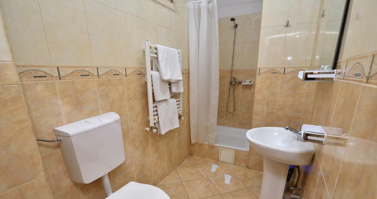 Hotel Taco Бухарест Екстер'єр фото